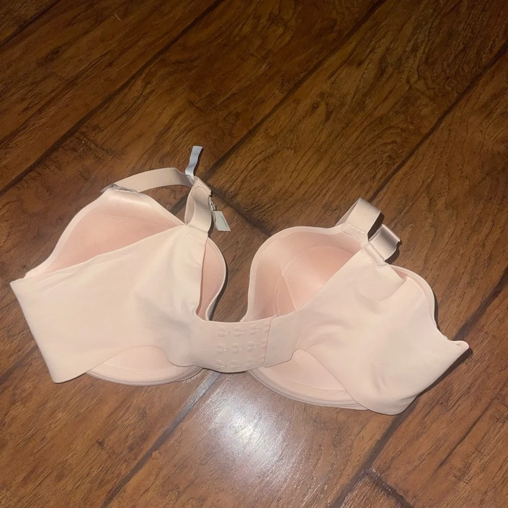 Seamless Light Pink T-Shirt Bra - Picture 5 of 6